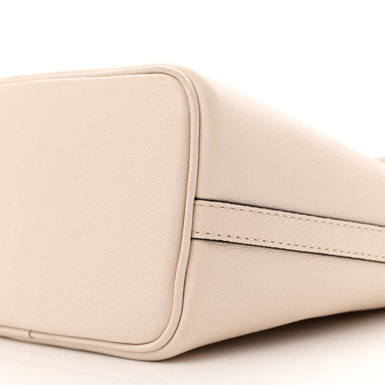 Louis Vuitton Grained Calfskin Lock and Walk Bucket Quartz 10 of 13