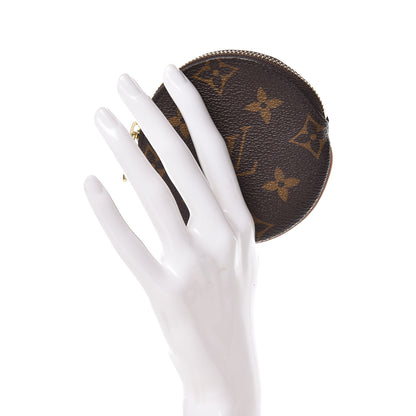 Louis Vuitton Monogram Round Coin Purse 2 of 7