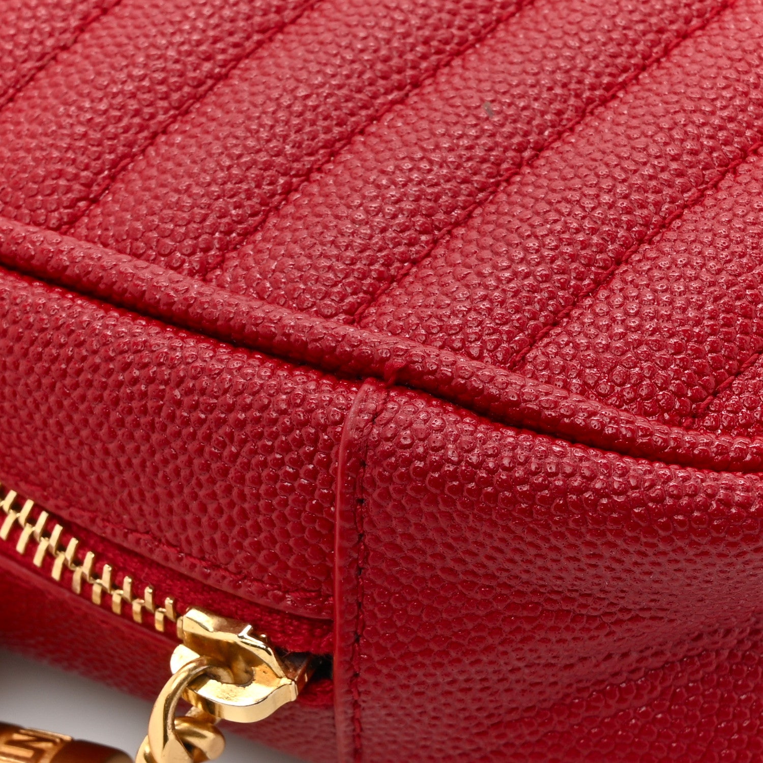 Saint Laurent Grain De Poudre Matelasse Monogram Mini Lou Camera Bag Eros Red 12 of 15