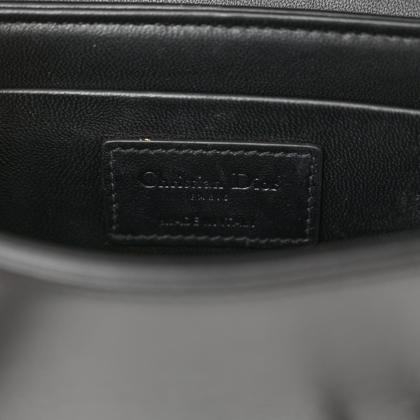 Lambskin Maxi Cannage Small 30 Montaigne Chain Top Handle Bag Black