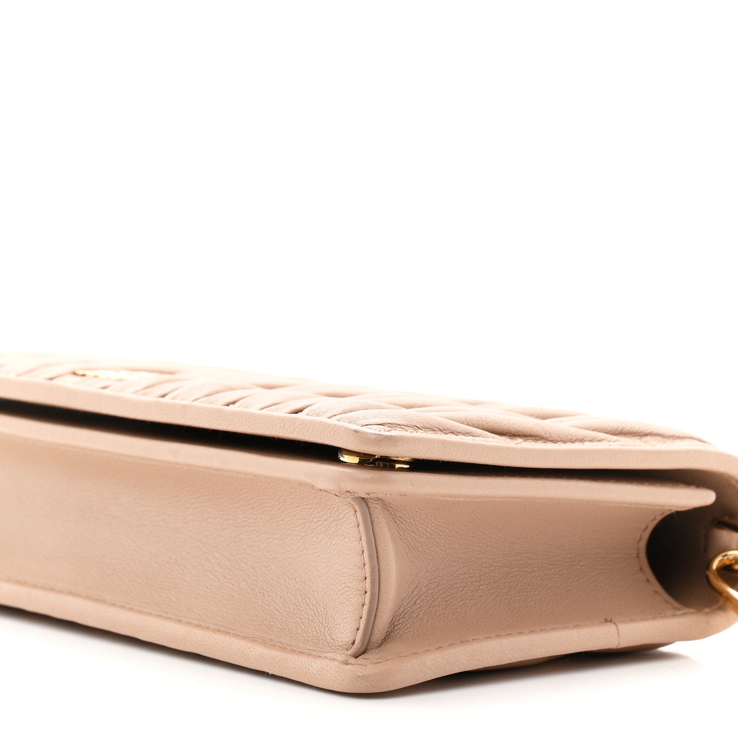 Nappa Matelasse Smartphone Holder With Chain Cammeo