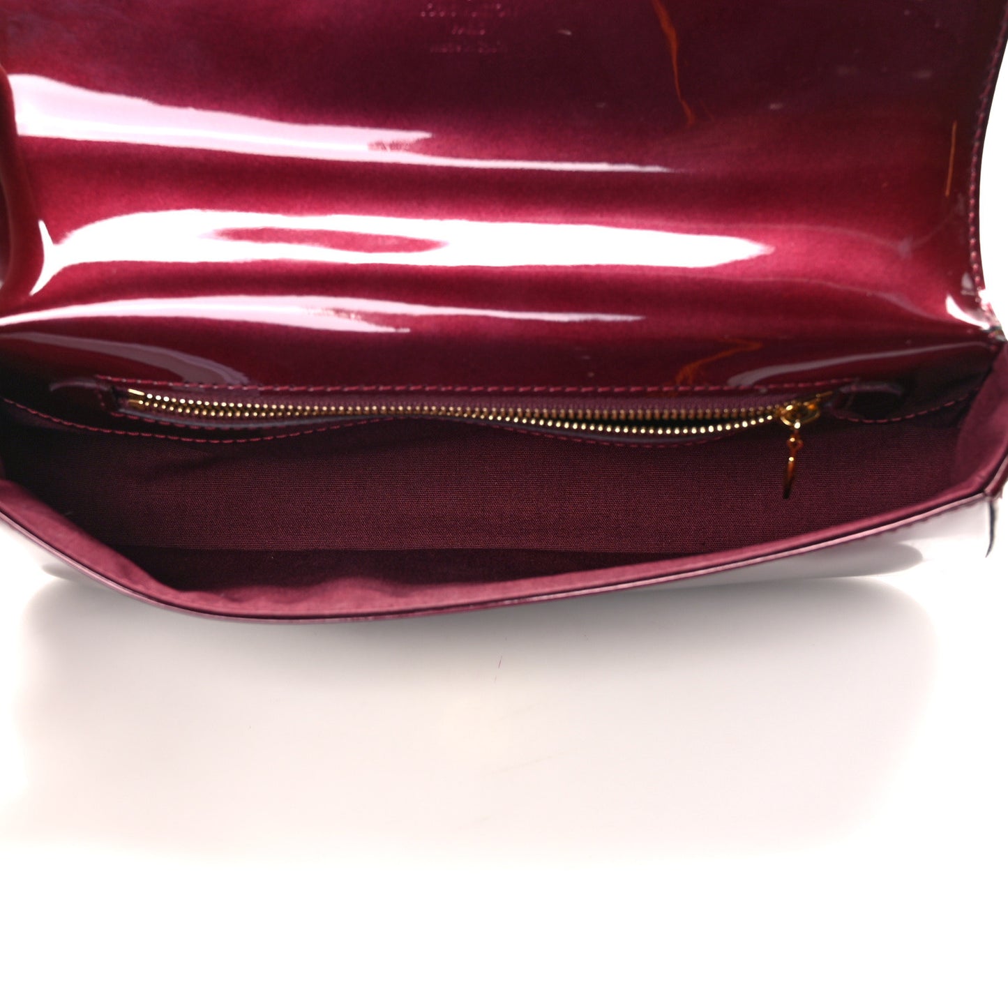 Patent Sobe Clutch Rouge Fauviste