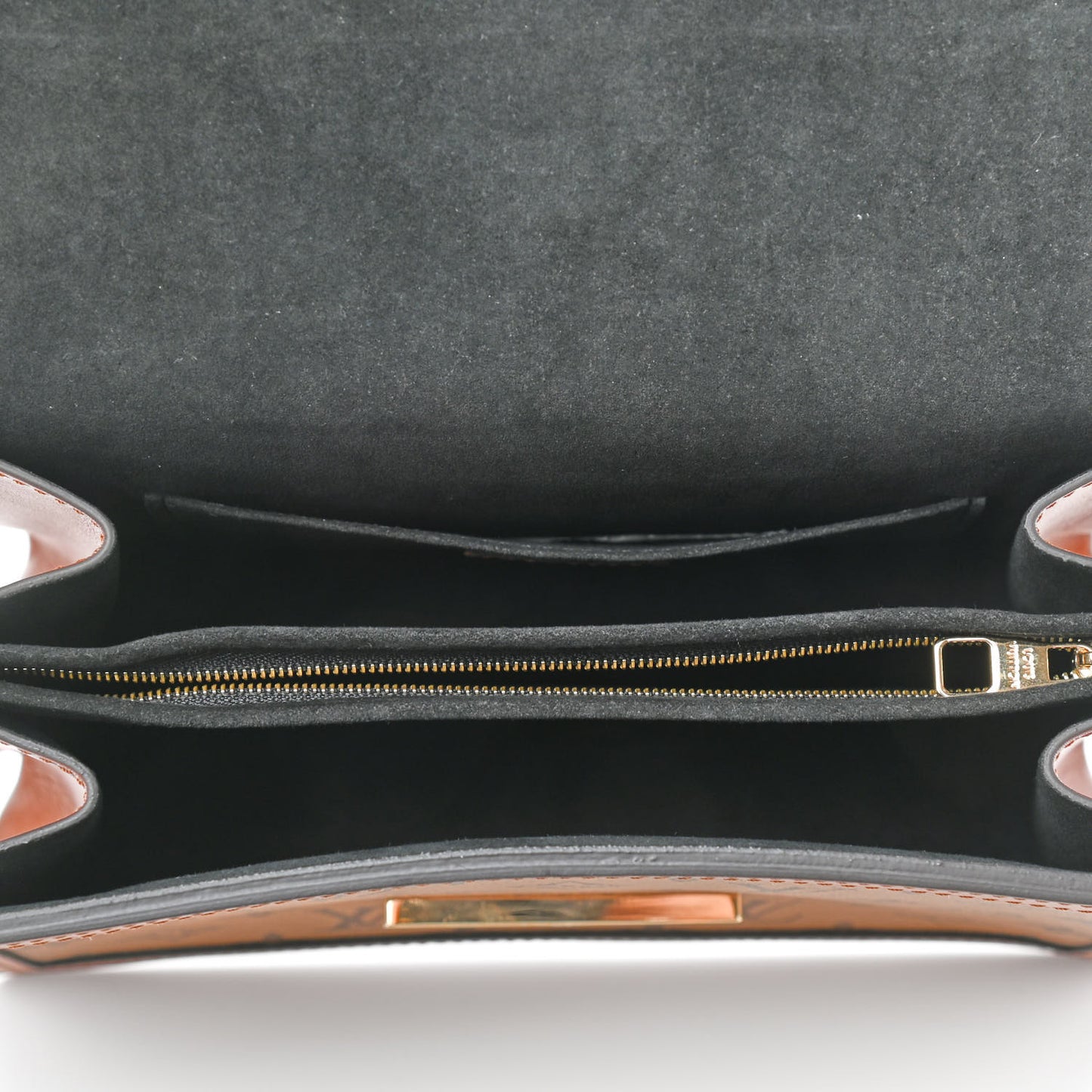 Reverse Monogram Dauphine MM