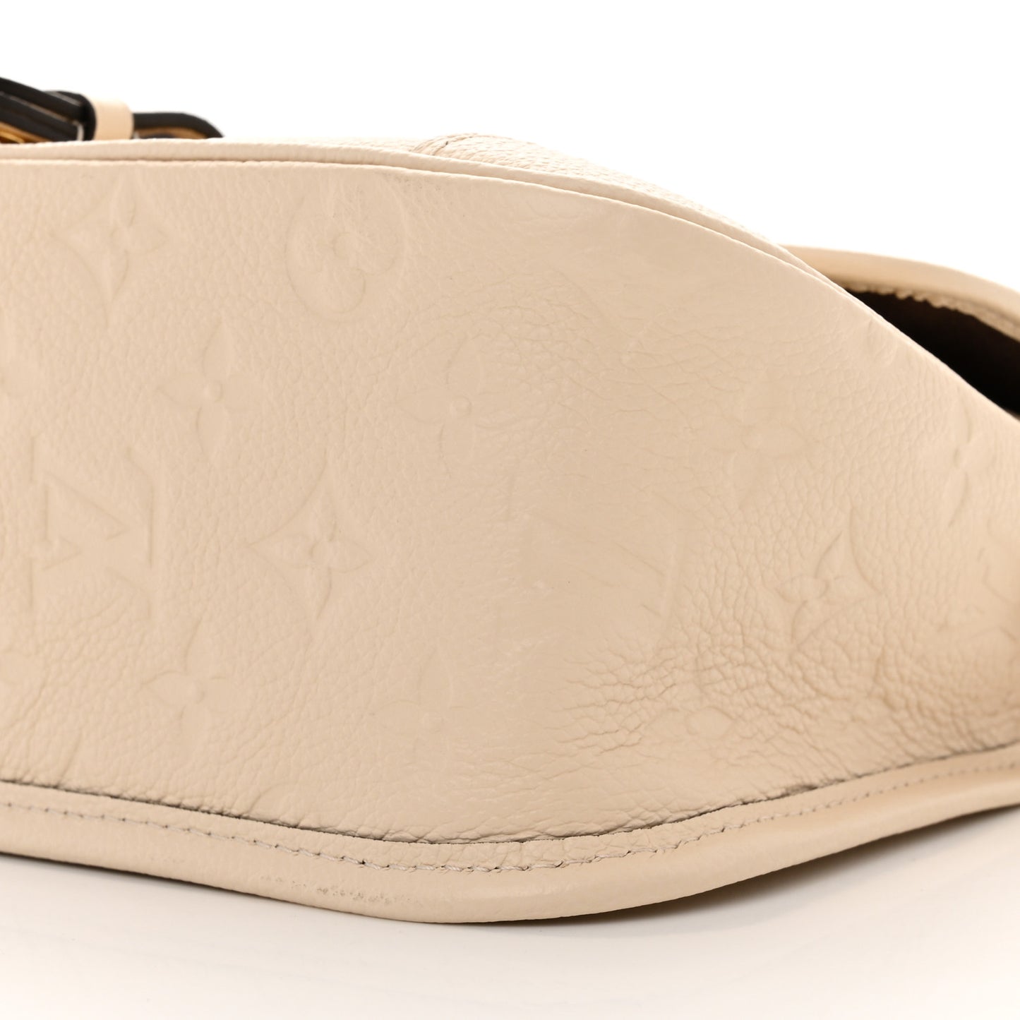 Empreinte Monogram Giant Diane Cream