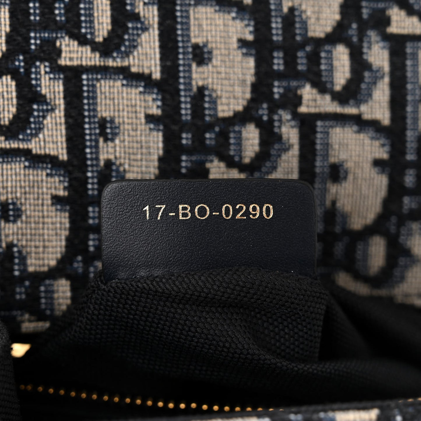 Oblique 30 Montaigne Chain Flap Bag Blue