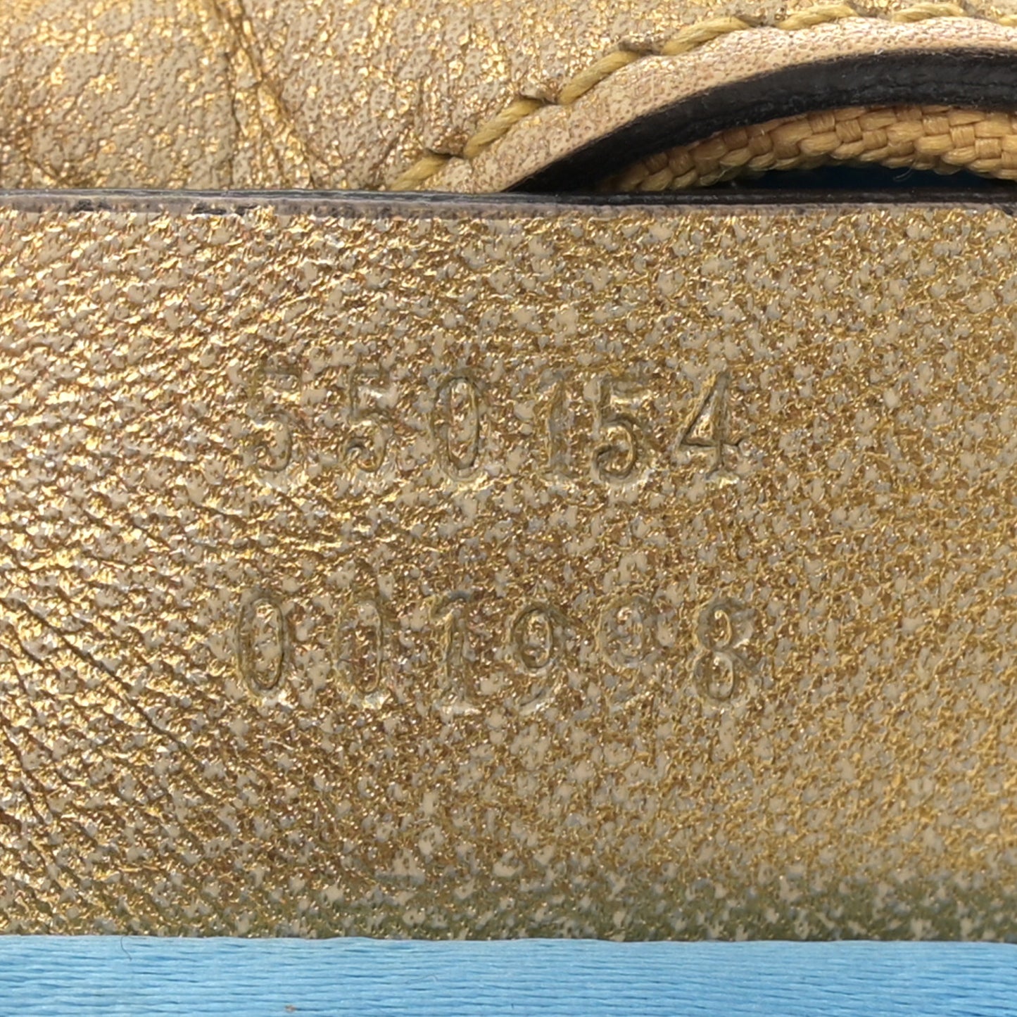 Metallic Nappa Matelasse Heart Mini GG Marmont Round Shoulder Bag Oro Vecchio Rosa