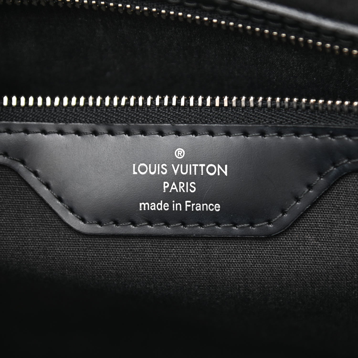 Louis Vuitton Epi Brea MM Black 6 of 11