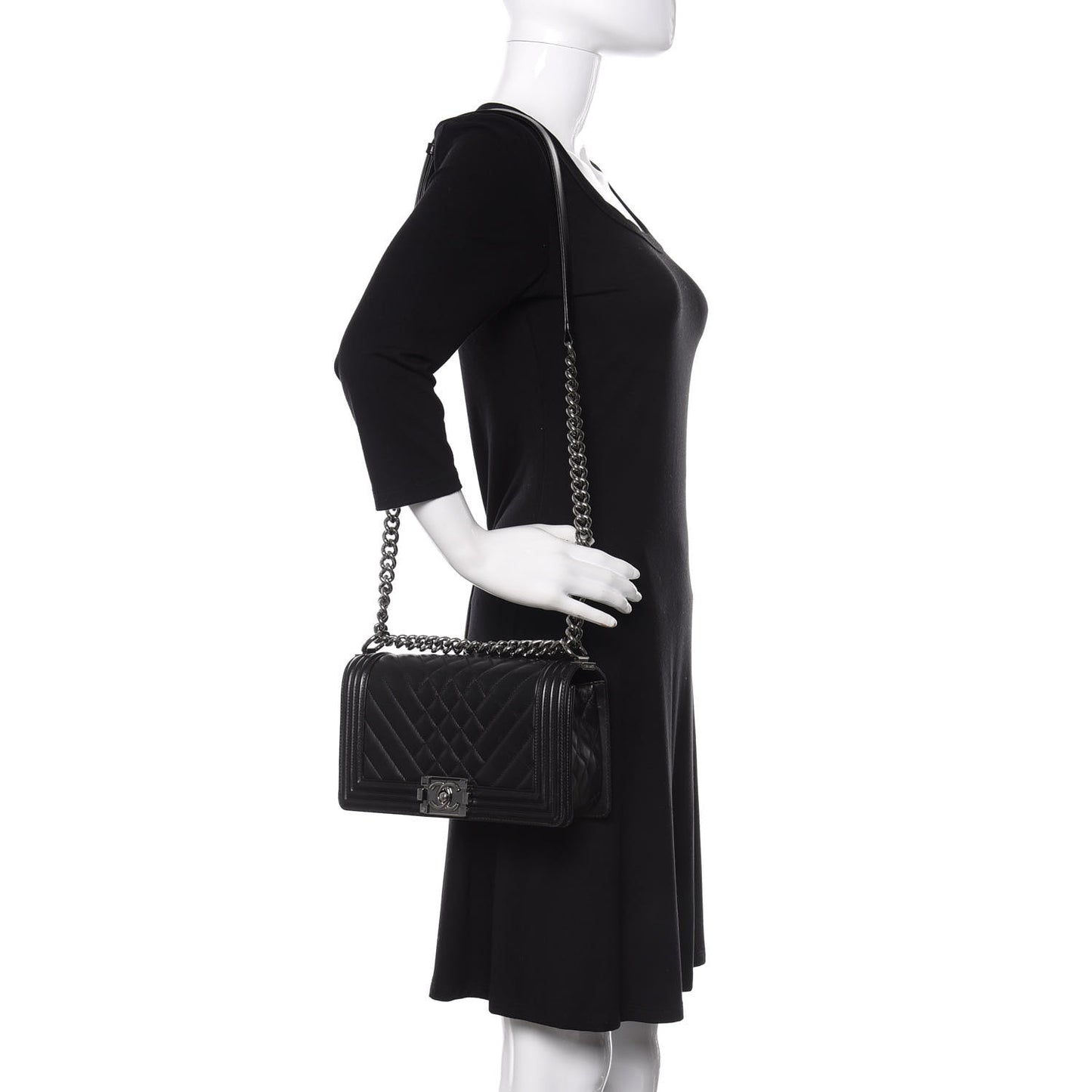 Lambskin Chevron Quilted Medium Boy Flap Black