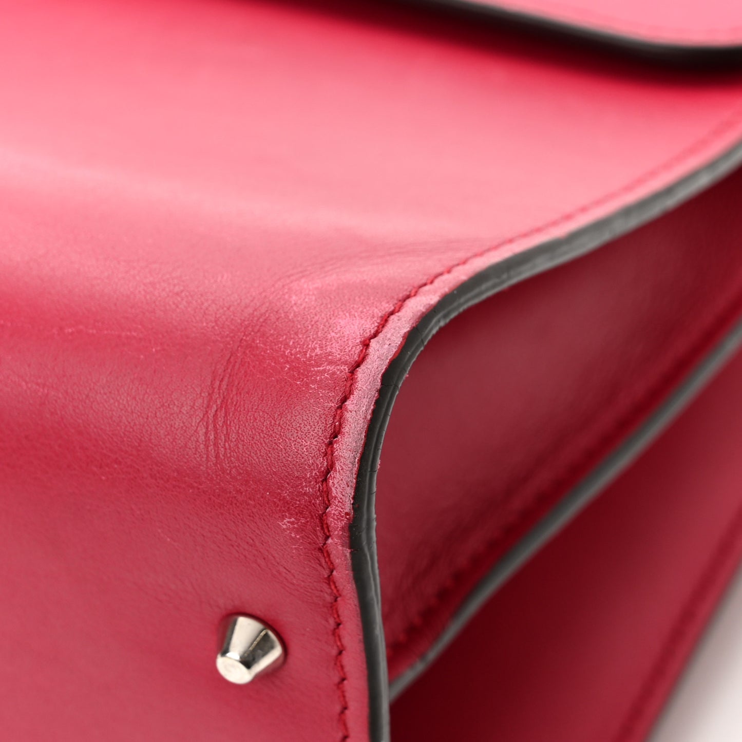 Moon Calfskin Medium Interlocking G Shoulder Bag Petunia