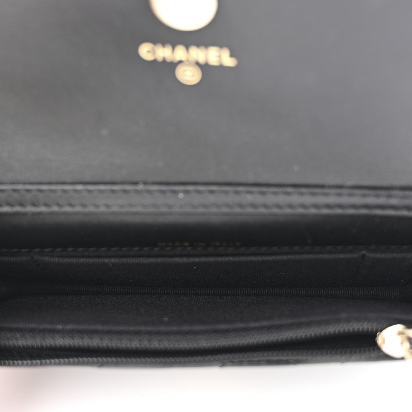 Calfskin Quilted Mini Maxi Pearls Wallet On Chain WOC Black