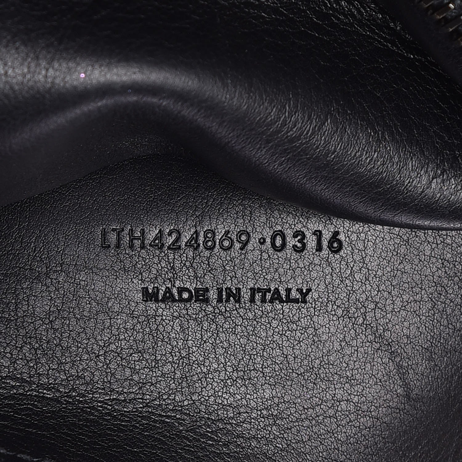 Saint Laurent Smooth Calfskin Small Monogram Cabas Black 10 of 11