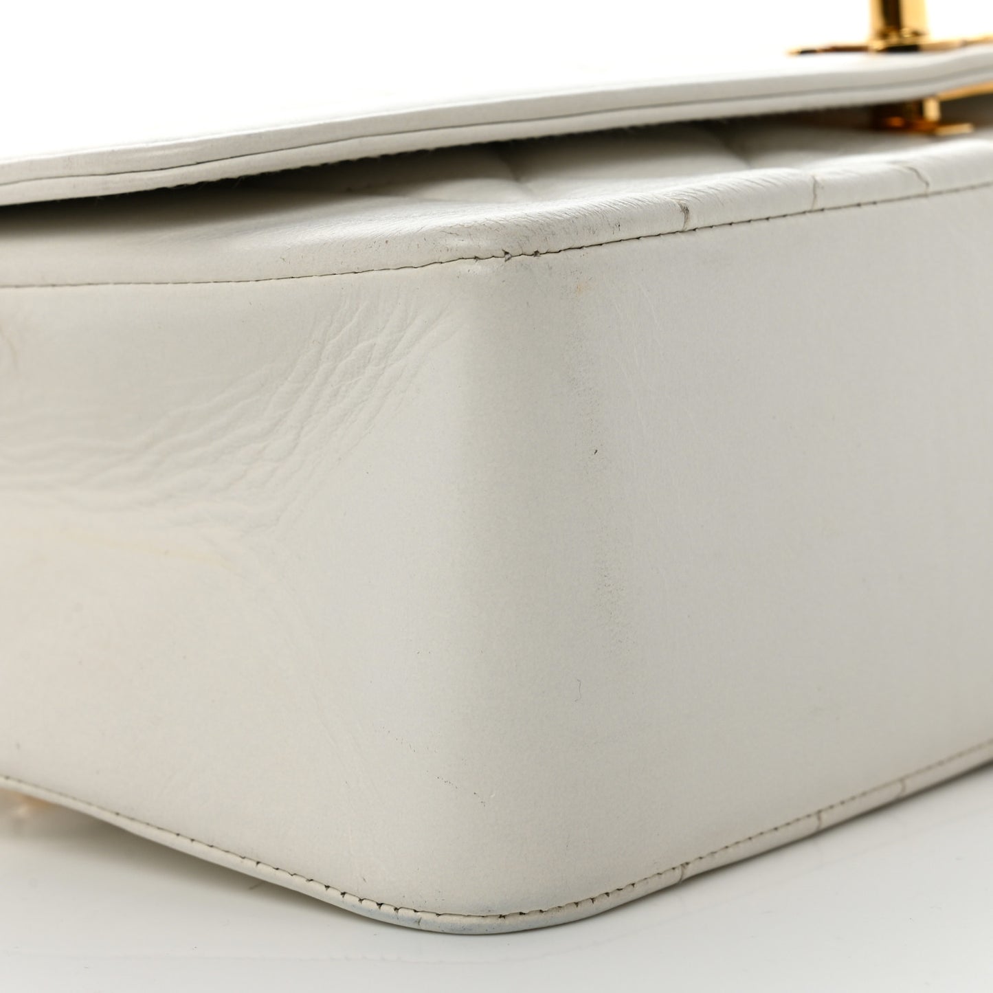 Lambskin Quilted Medium Single Flap White