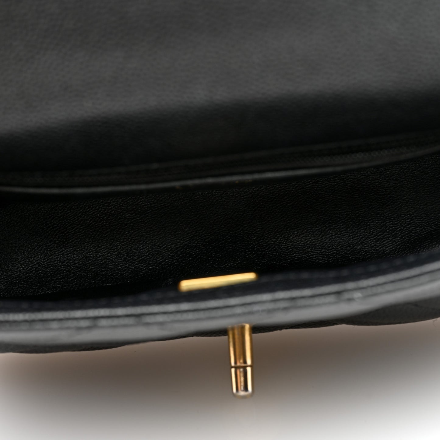 Caviar Quilted Mini Sweetheart Flap Black