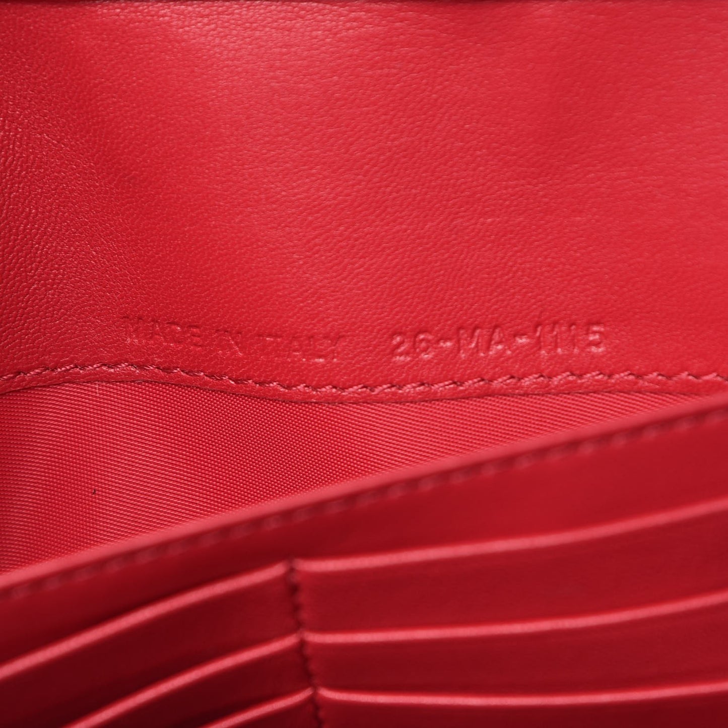 Grained Calfskin Diorama Croisiere Chain Wallet Red
