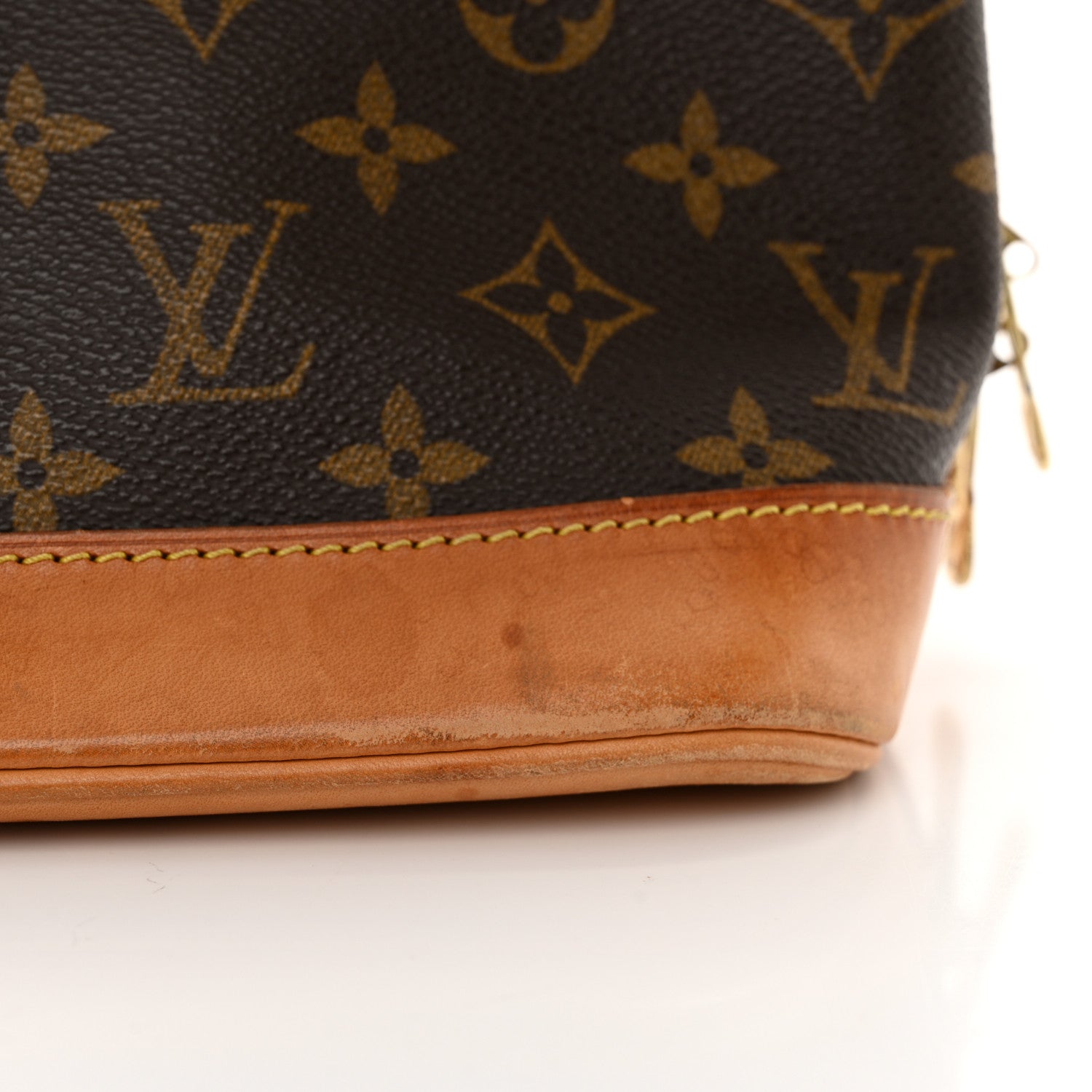 Louis Vuitton Monogram Alma PM 11 of 17