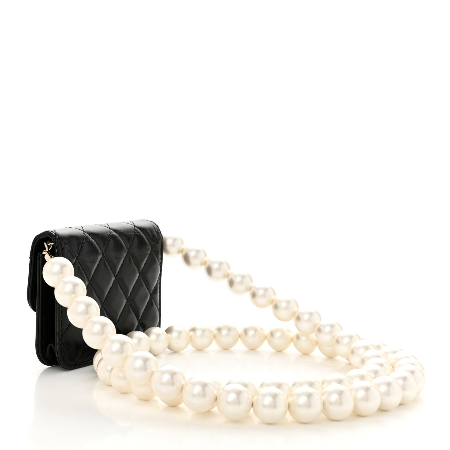 Calfskin Quilted Maxi Pearls Card Holder Flap With Chain Black