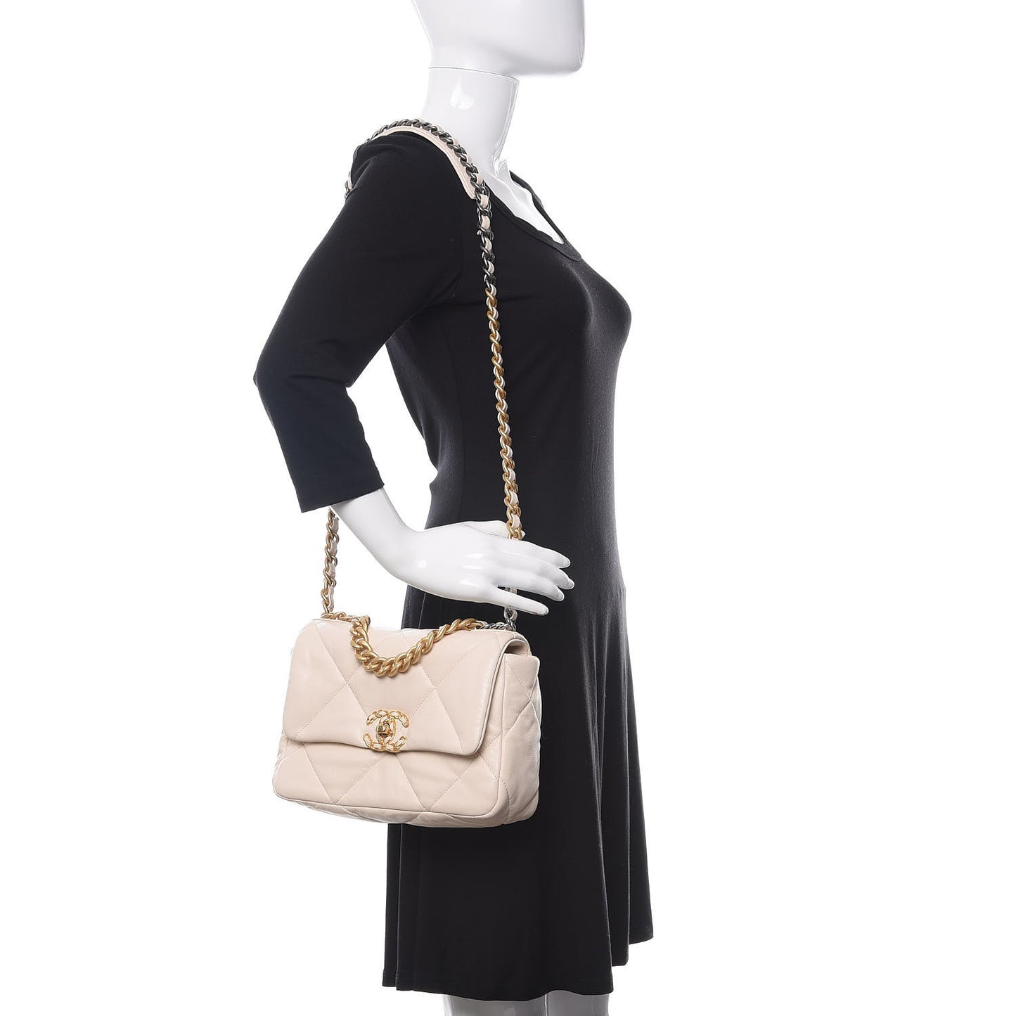 Lambskin Quilted Medium 19 Flap Beige