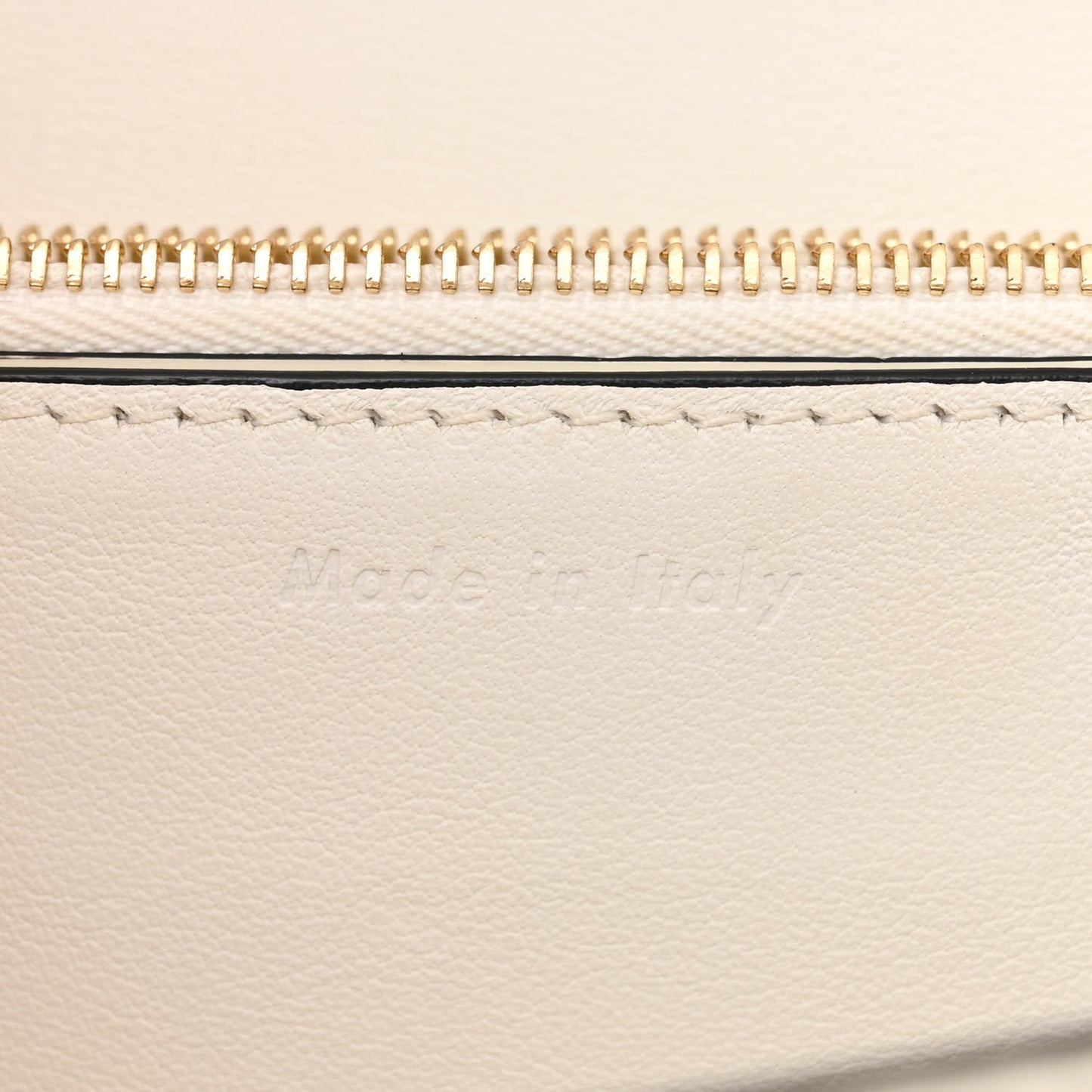 Spazzolato Calfskin Medium Classic Box Flap Bag White