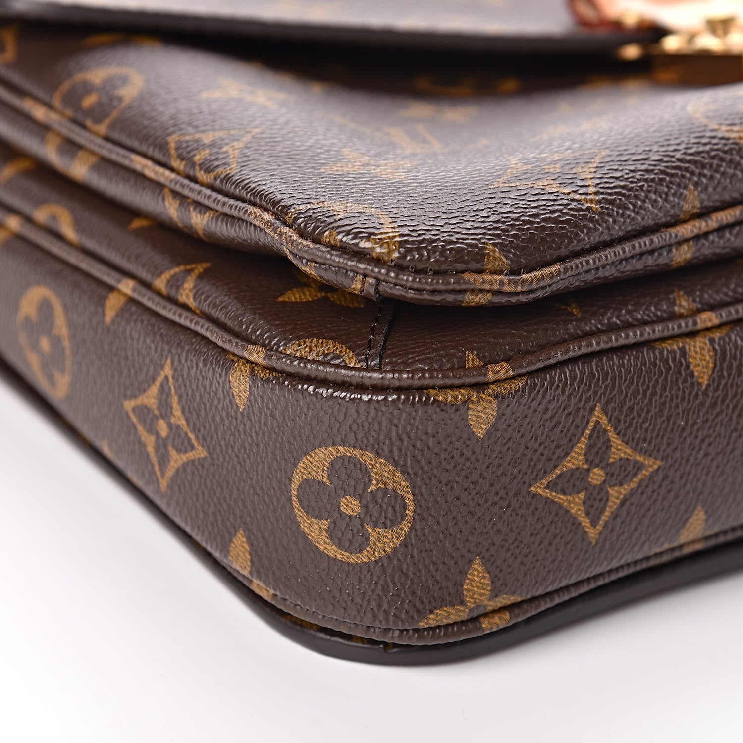 Louis Vuitton Monogram Pochette Metis 8 of 10