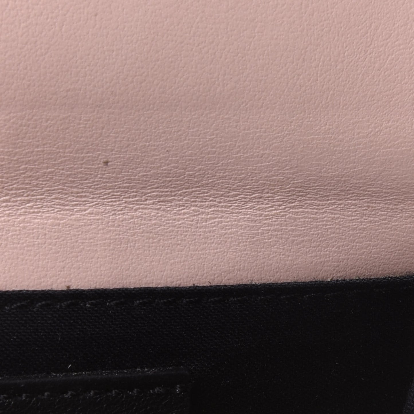 Vitello Fluffy Logo Fold Over Card Holder Wallet Rosa Quarzo Black