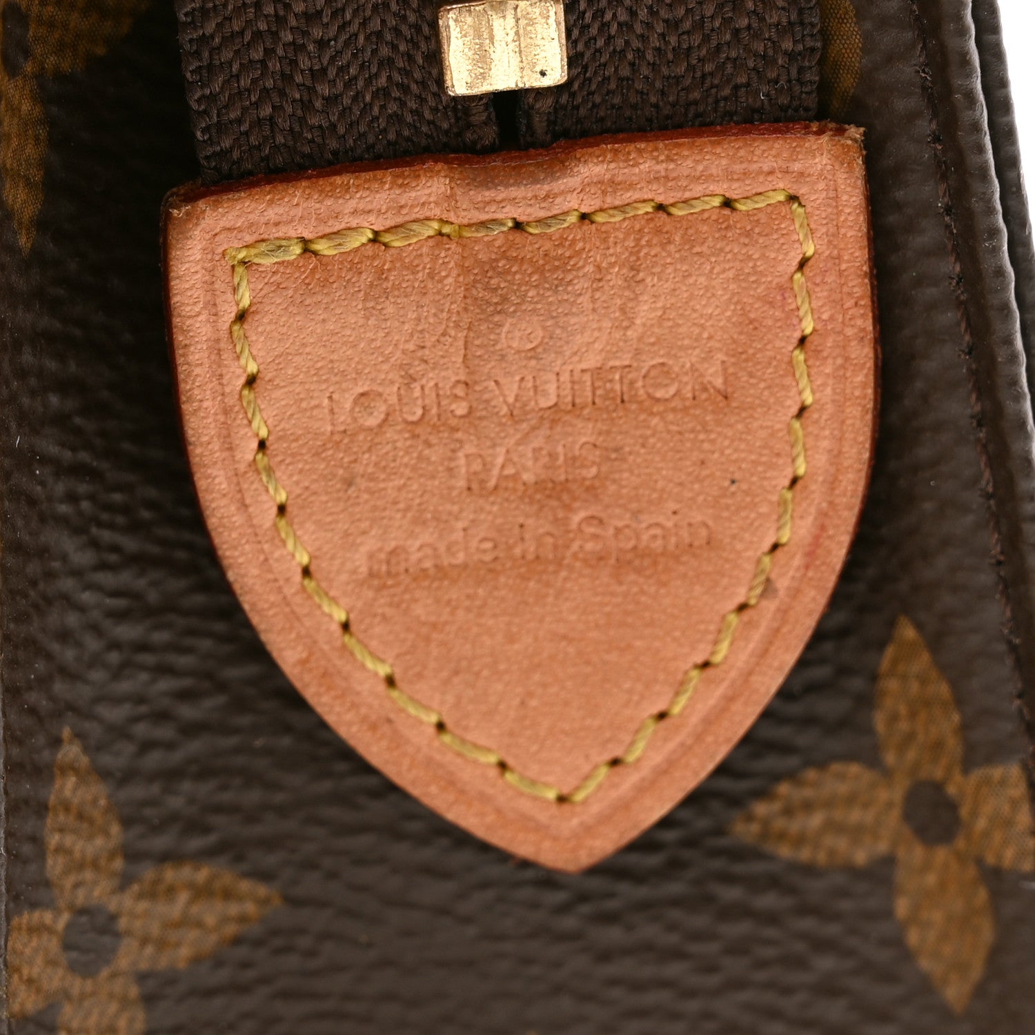 Louis Vuitton Monogram Toiletry Pouch 19 6 of 8