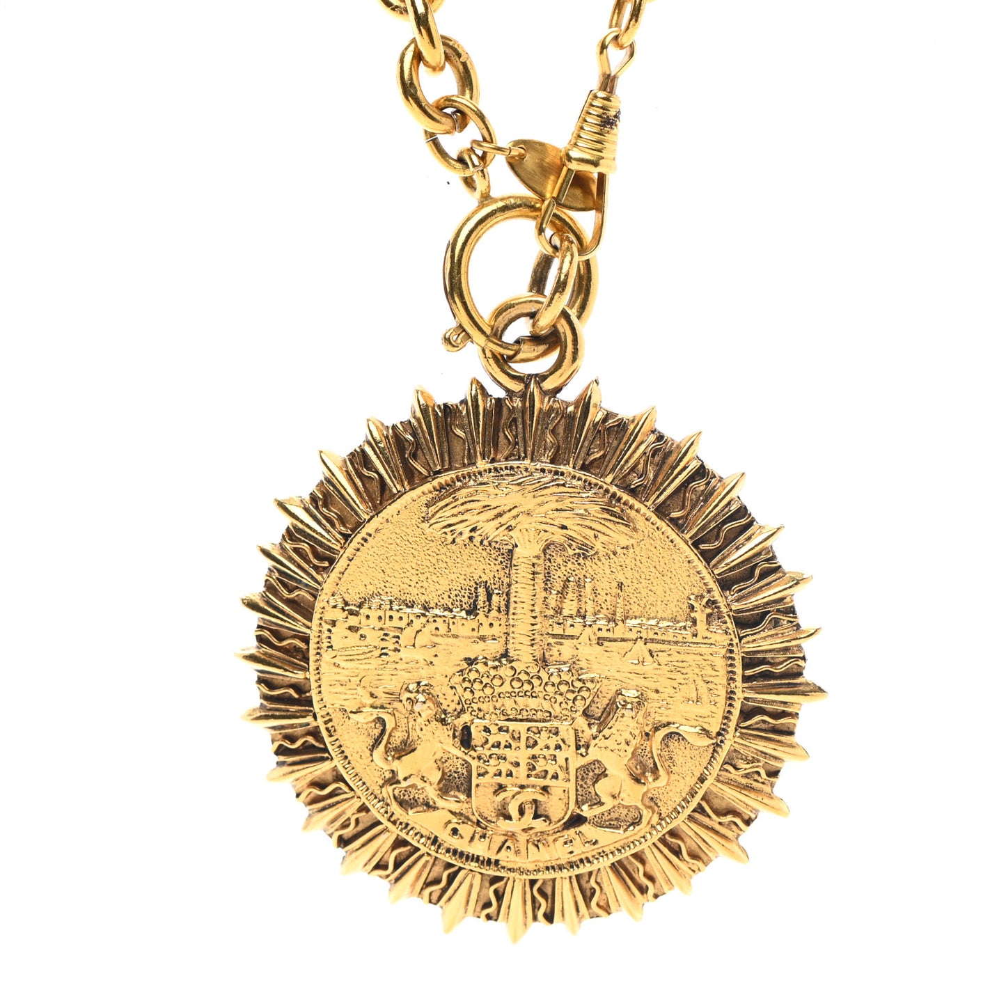 Metal Medallion CC Chain Necklace Gold