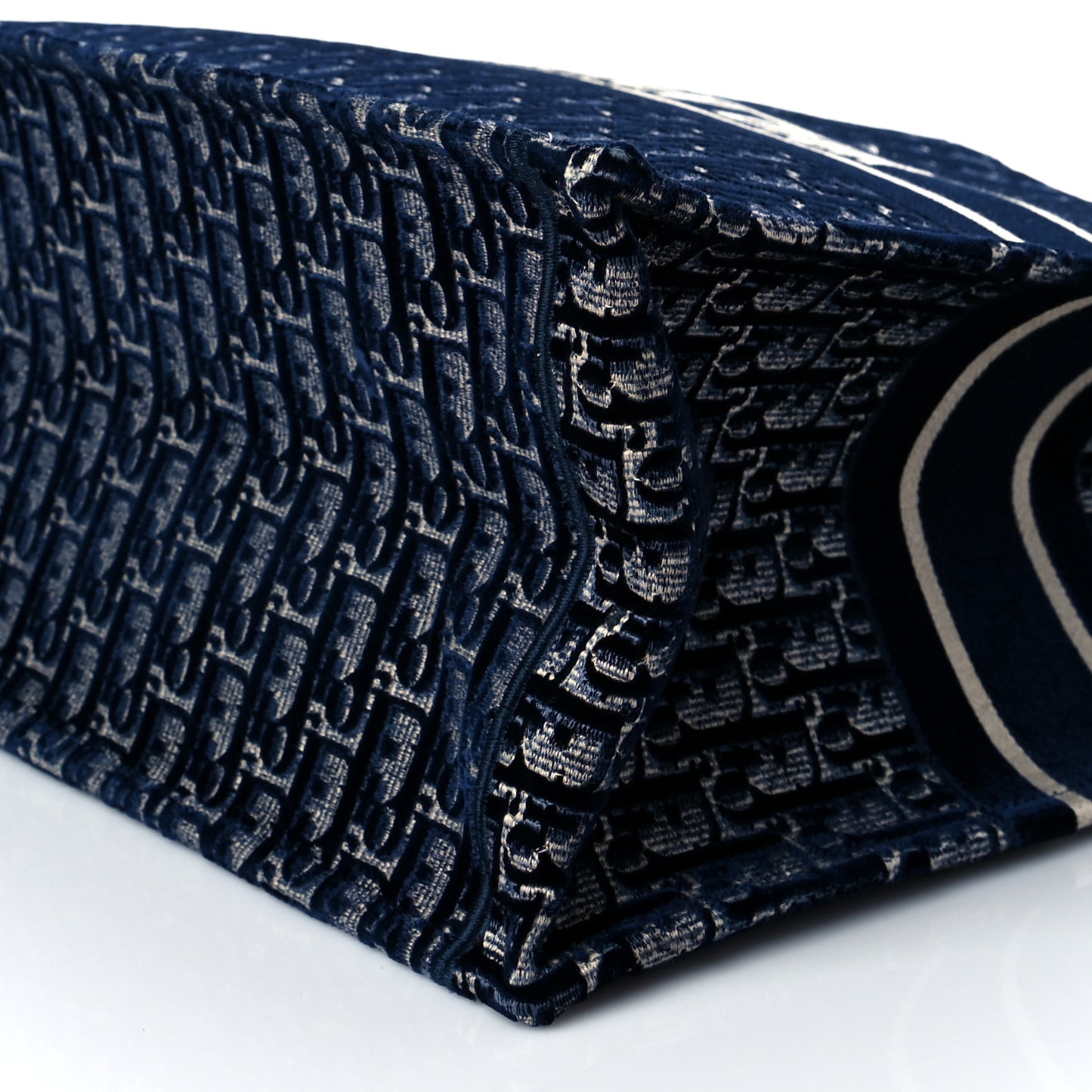 Oblique Velvet Book Tote Blue Multicolor
