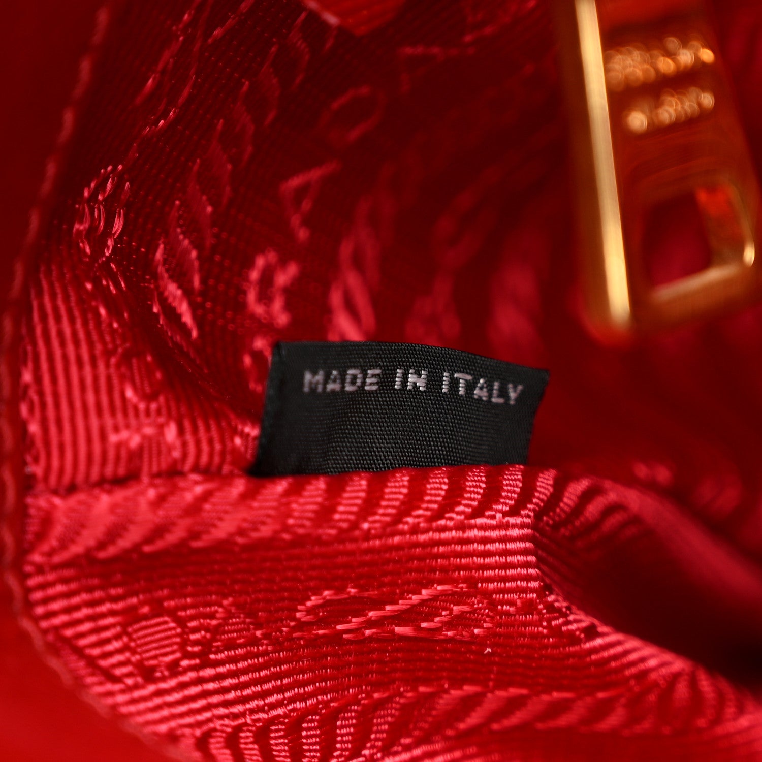 Prada Saffiano Vernice Large Tote Rosso 7 of 12