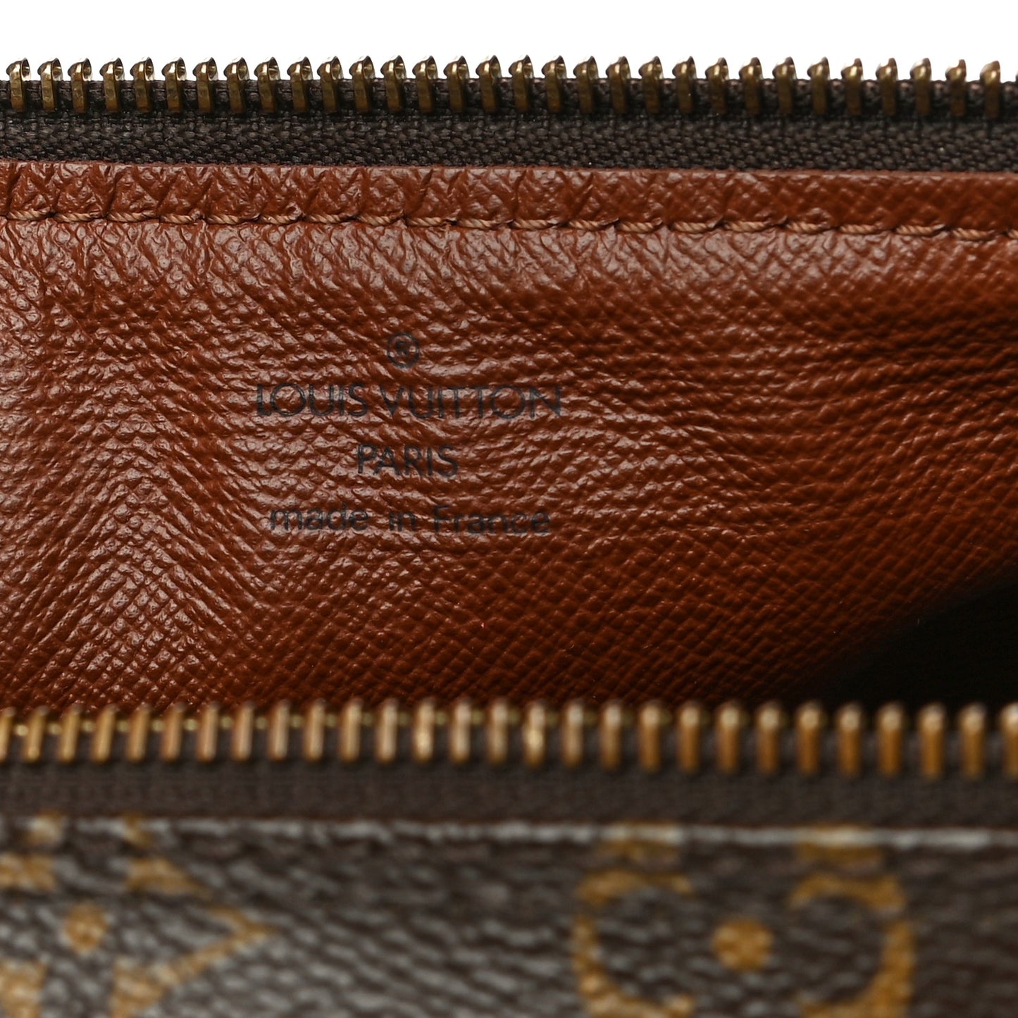 Monogram Papillon 26