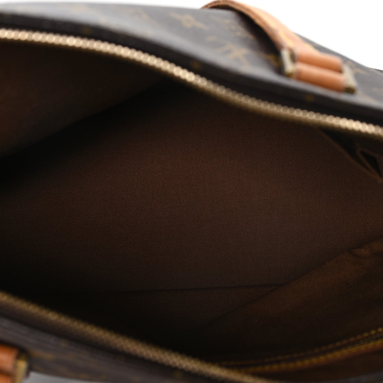 Louis Vuitton Monogram Cabas Mezzo 5 of 11