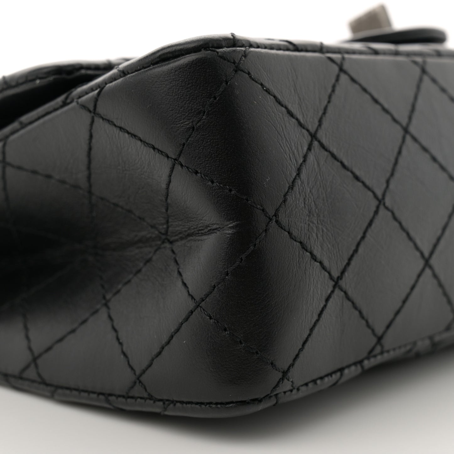 Aged Calfskin Quilted 2.55 Reissue 225 Flap Black