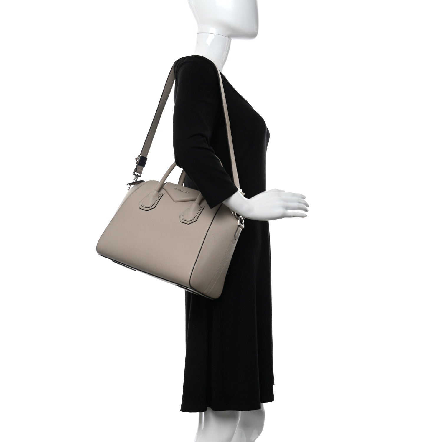 Givenchy Sugar Goatskin Small Antigona Dune 2 of 14