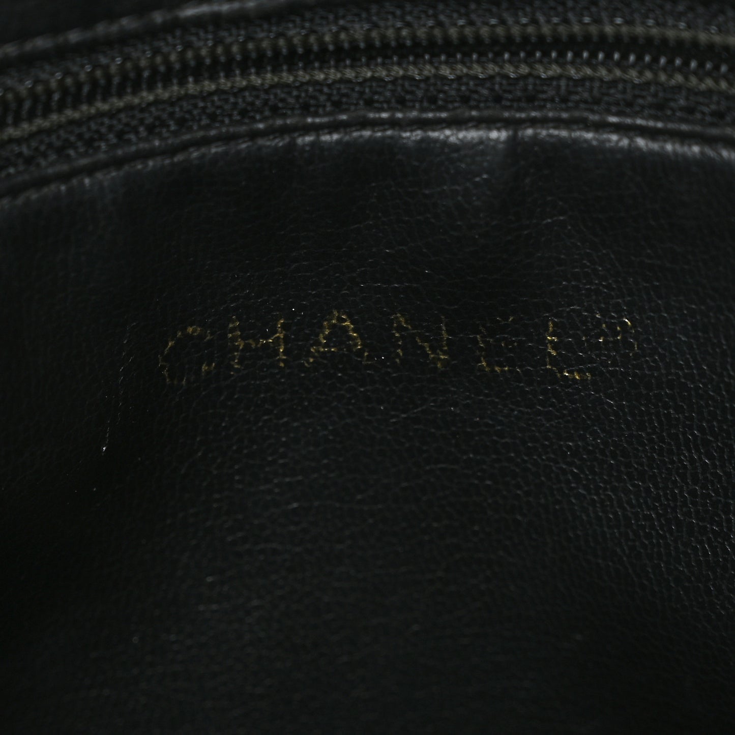 Caviar CC Shoulder Bag Black