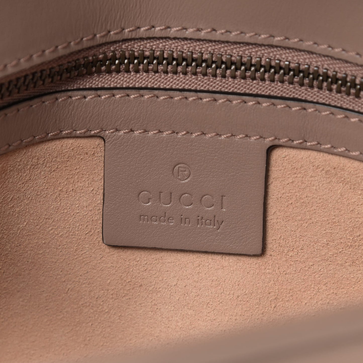 Calfskin Matelasse Small GG Marmont Shoulder Bag Porcelain Rose