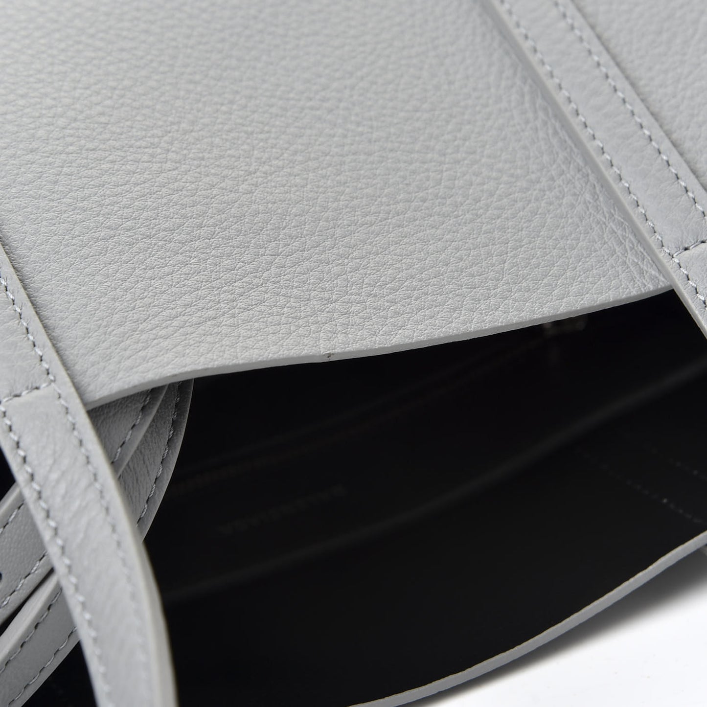 Calfskin XS Everyday Tote Balenciaga Grey Black