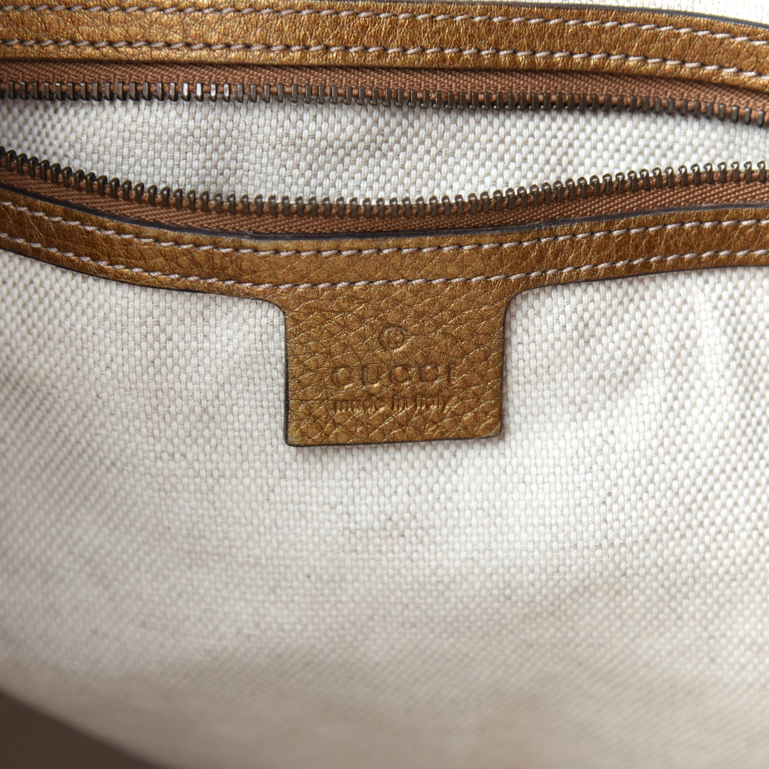 Gucci Metallic Pebbled Calfskin Medium Soho Shoulder Bag Gold Ombre 6 of 10