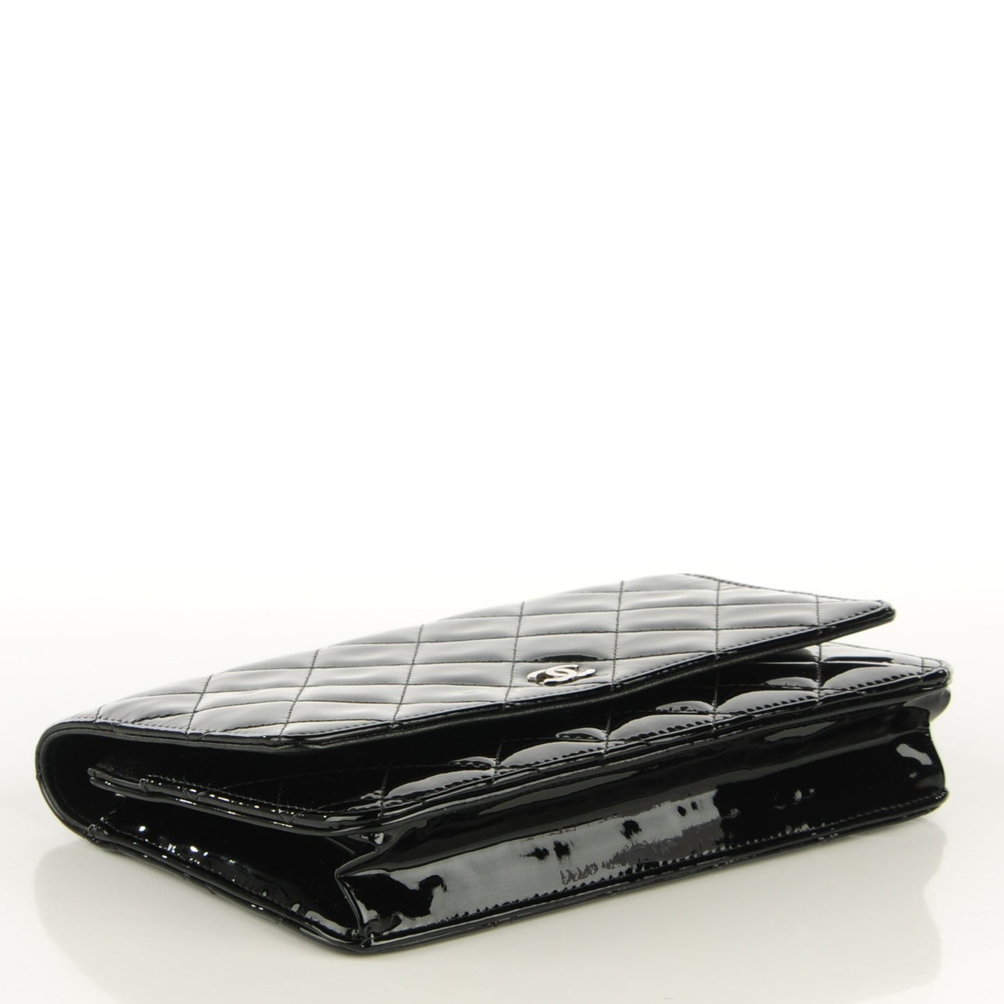 Patent Quilted Wallet On Chain WOC Black