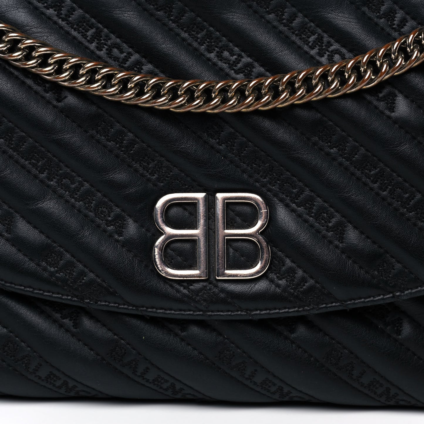 Calfskin Logo Matelasse M BB Chain Shoulder Bag Black
