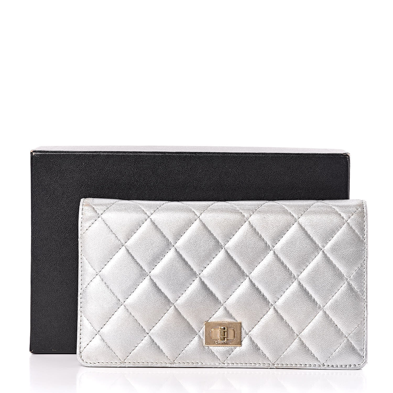 Chanel Metallic Lambskin Quilted Reissue Yen Wallet Silver 18 of 18