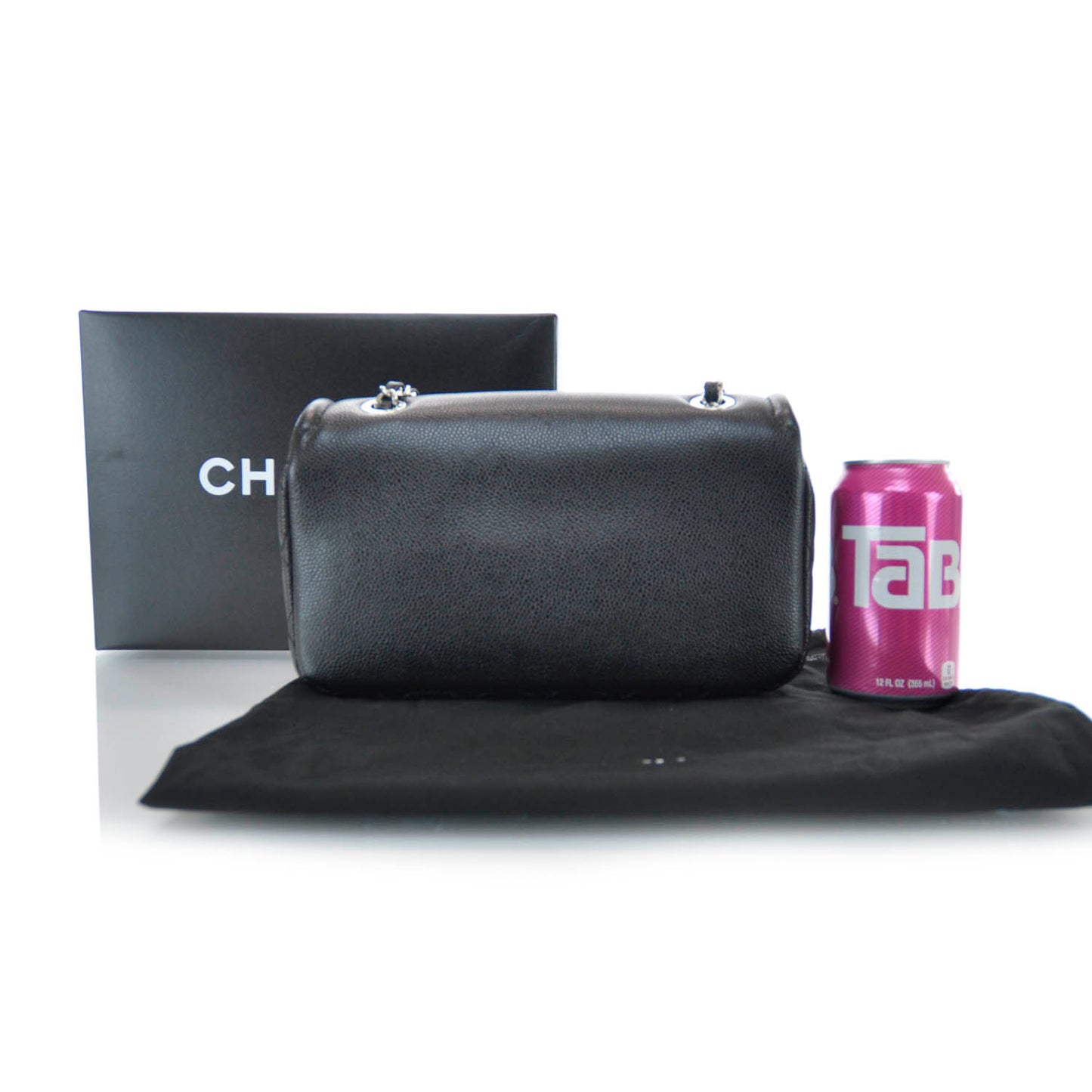 Caviar Timeless Medium Flap Black