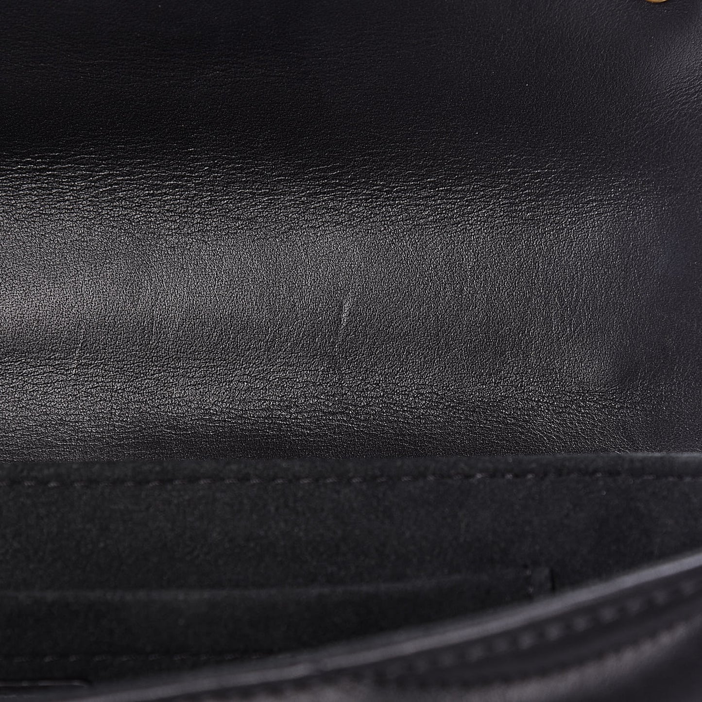 Calfskin New Wave Chain MM Black