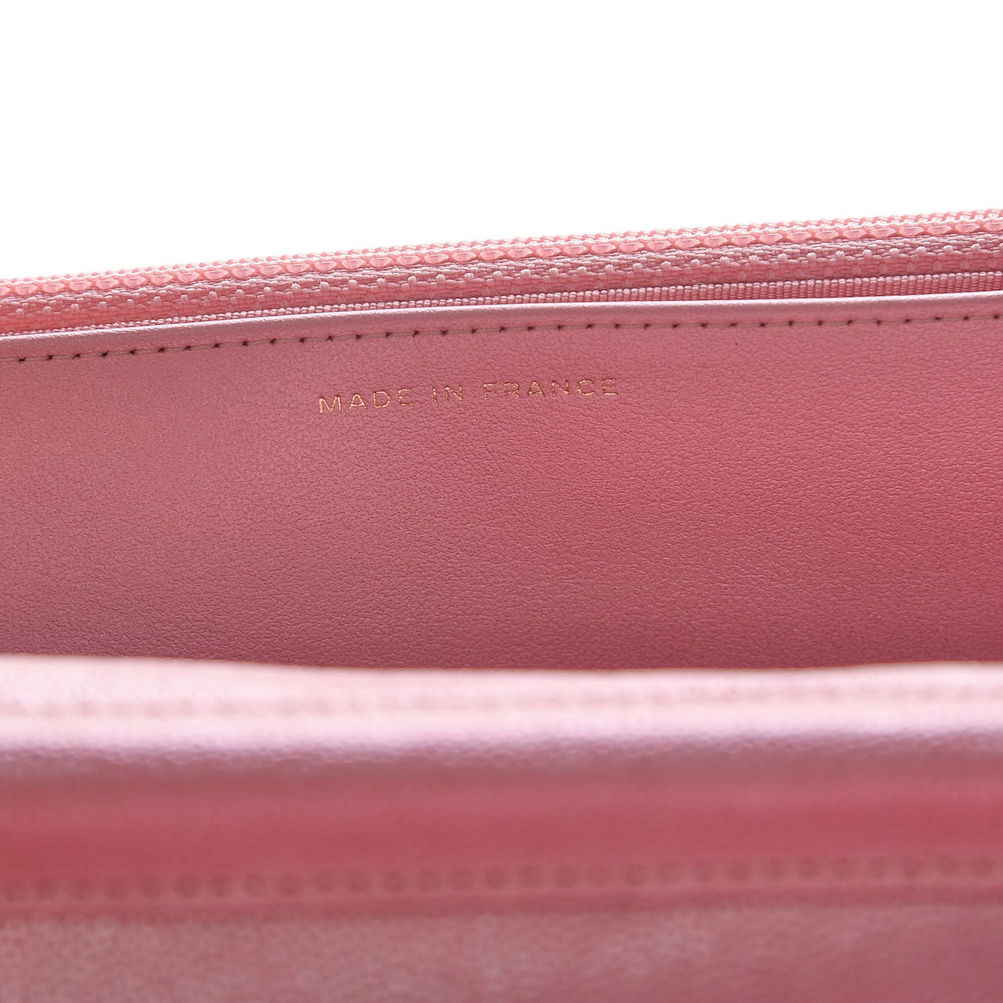 Iridescent Caviar Quilted Wallet on Chain WOC Rose Pink
