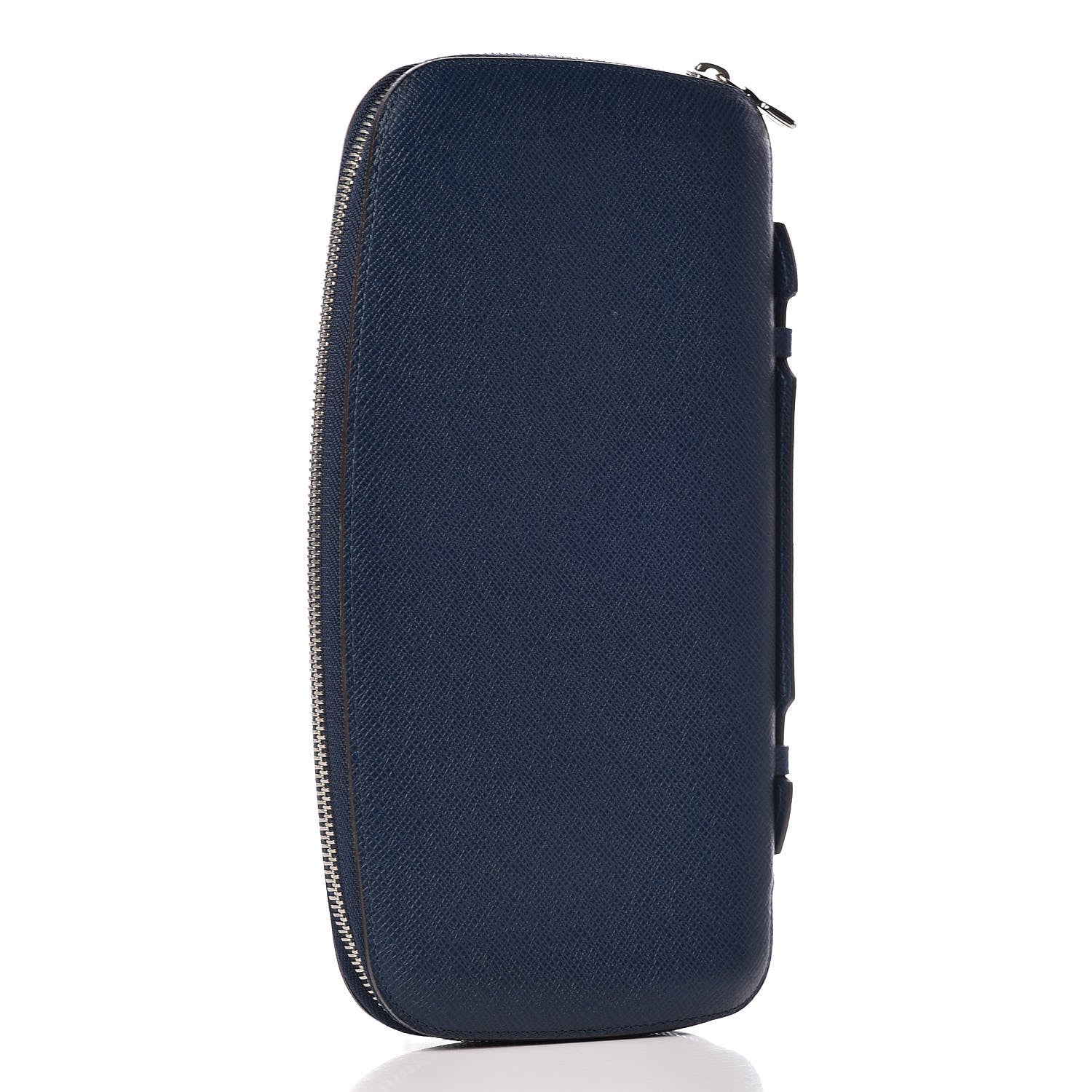 Louis Vuitton Taiga Atoll Travel Organizer Ocean 3 of 9