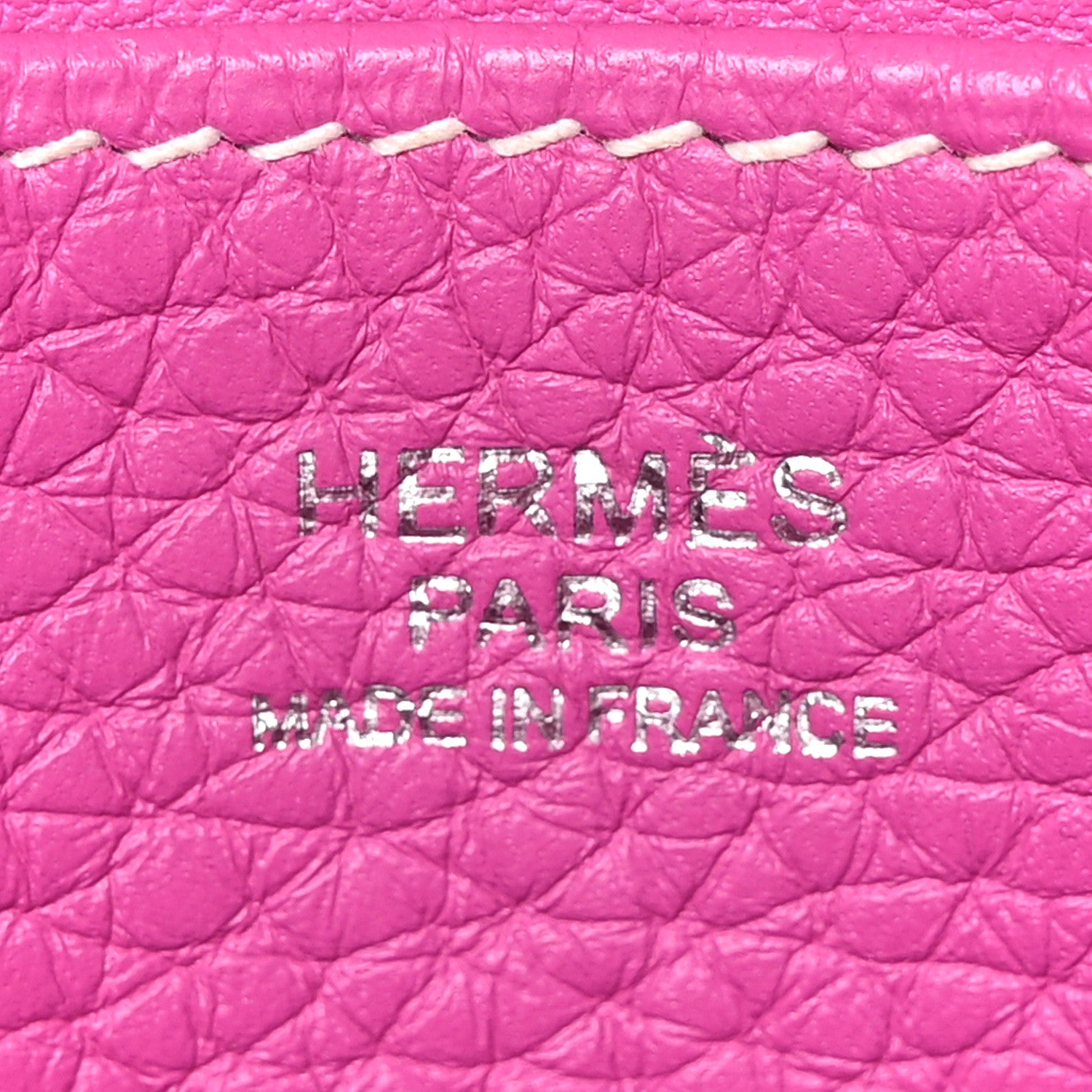 Hermes Taurillon Clemence Halzan 31 GM  Magnolia 6 of 10