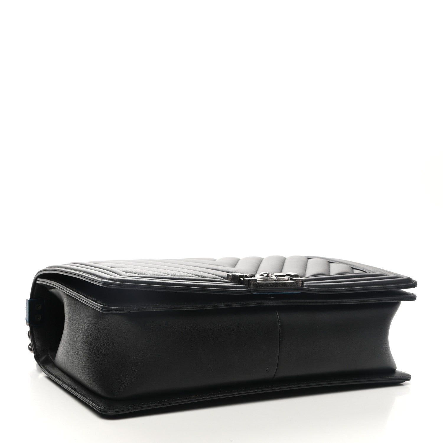 Chanel Calfskin Chevron Quilted Medium Boy Flap Black 4 of 13