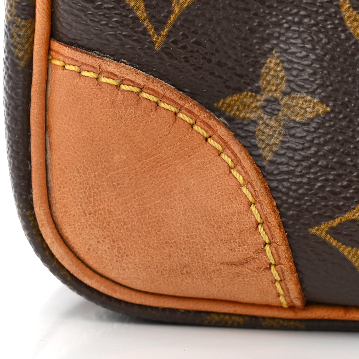 Louis Vuitton Monogram Nil 28 11 of 14