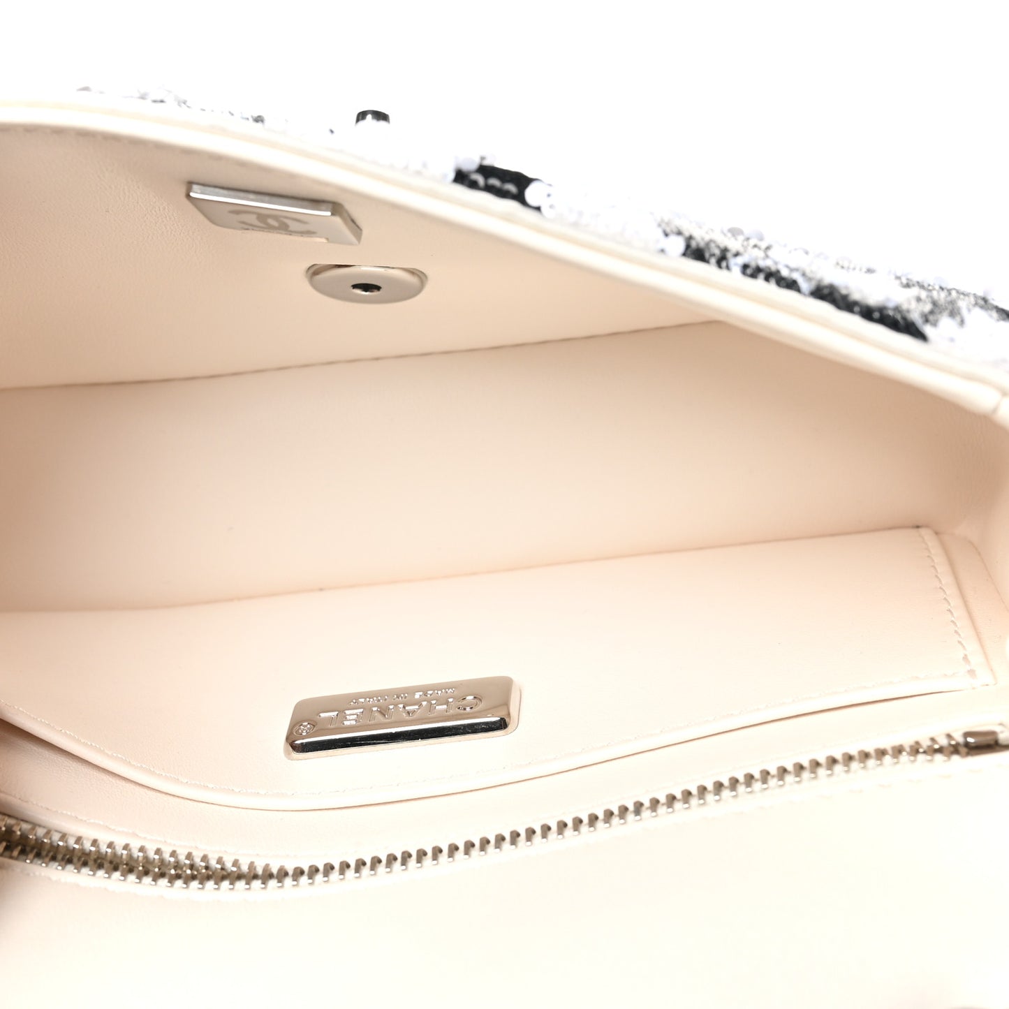 Sequin Ribbon Mini Rectangular Flap White Black