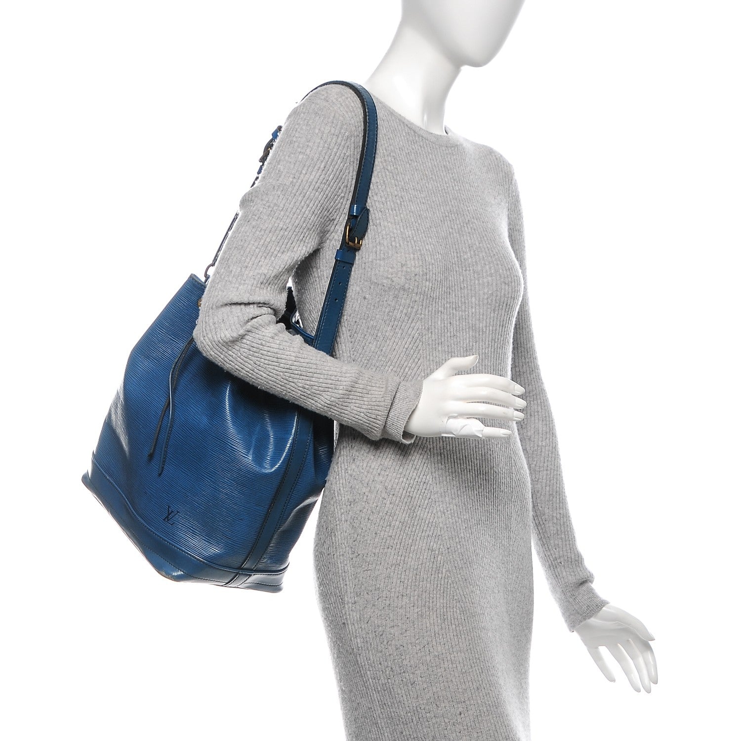 Louis Vuitton Epi Noe Toledo 2 of 12