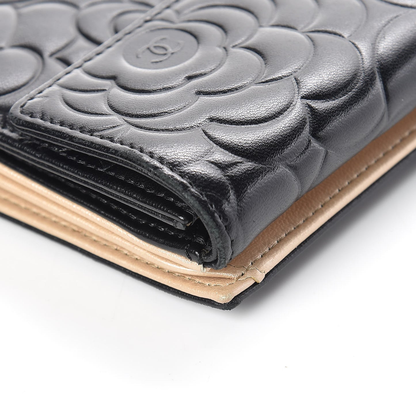 Lambskin Camellia Embossed Long Double Wallet Black