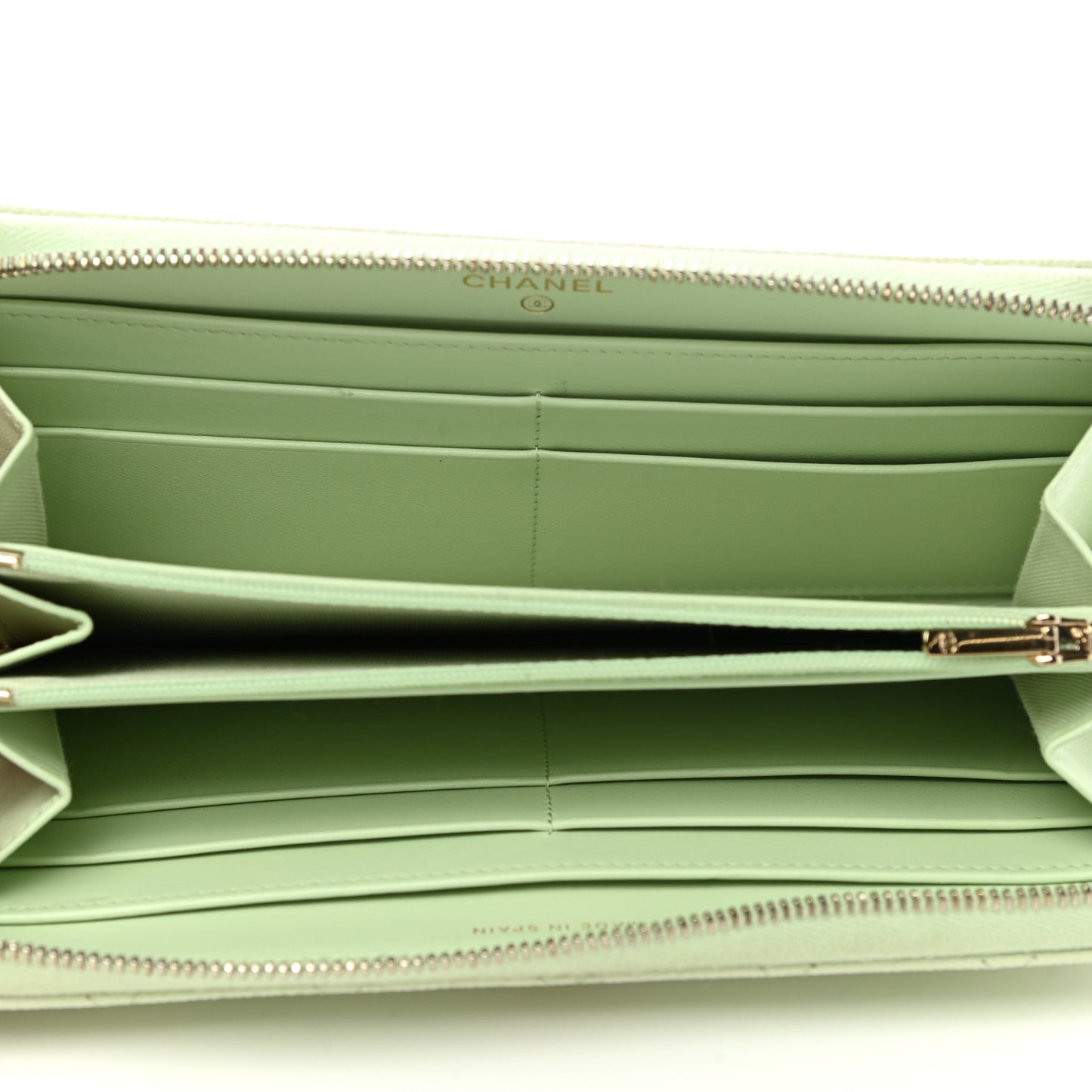 Caviar Quilted Large Gusset Zip Around Wallet Light Green